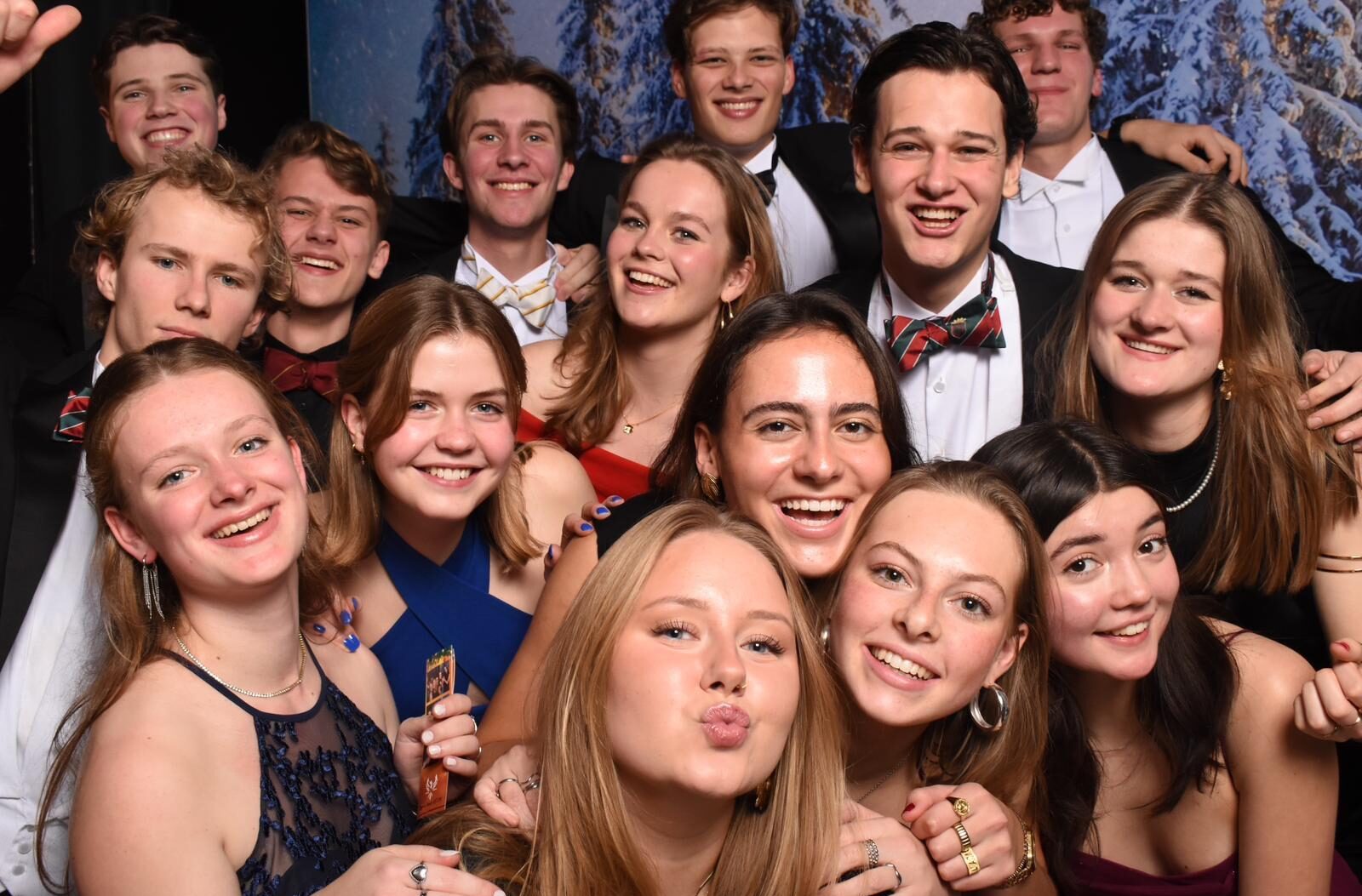 07ce3b4a-d0e5-4ca9-a4ec-fa6709d612d1