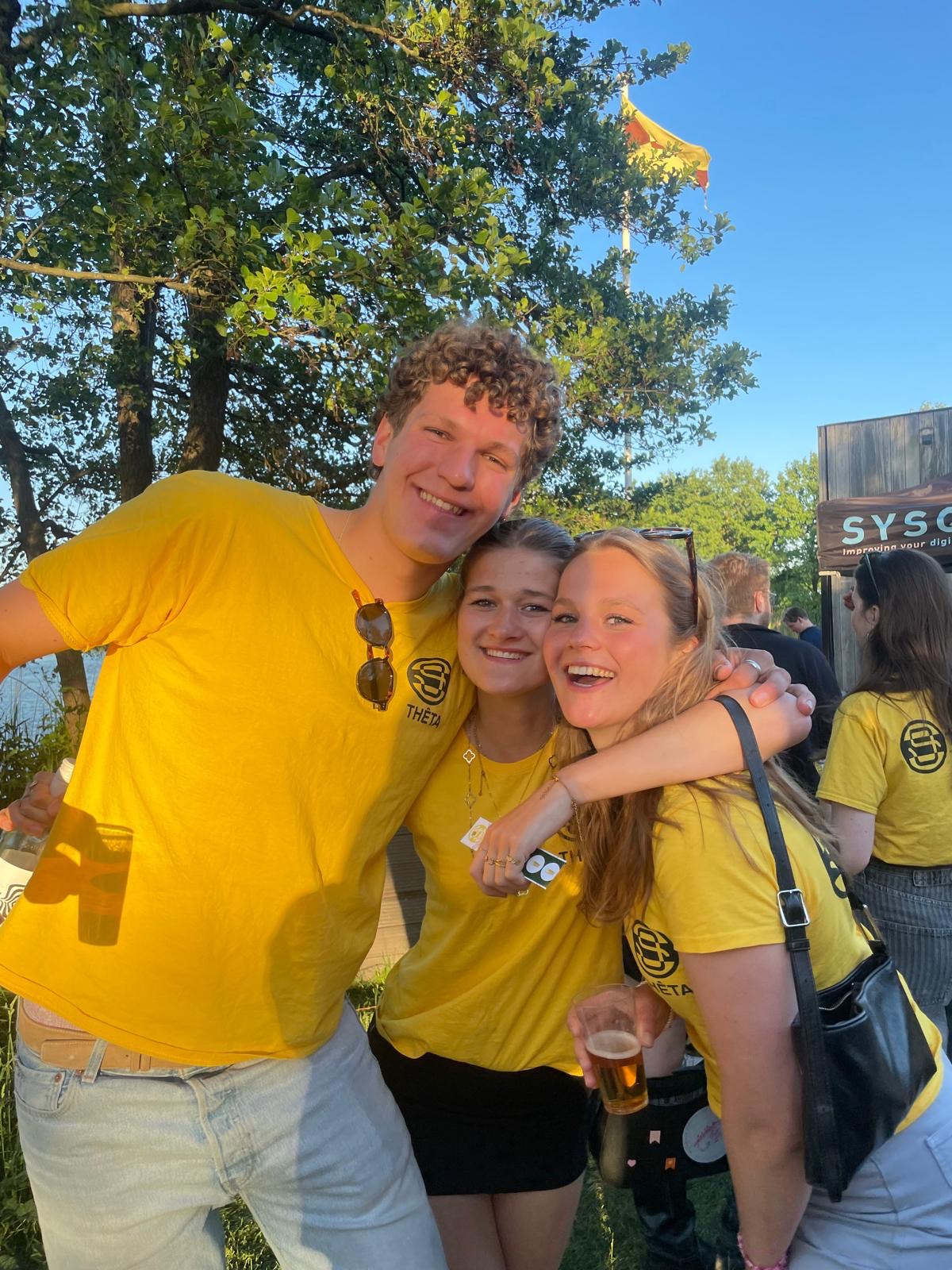 e25a9694-2413-473e-b906-5f78f077a662